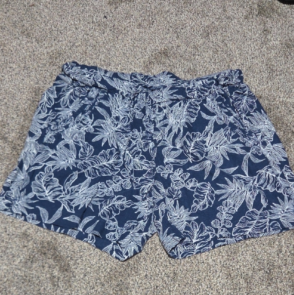 Briggs New York Navy Floral Women's Shorts